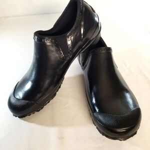 Bogs Rue Womans Size 11 Black Rubber Garden Shoes Low Ankle Slip On Rain Booties